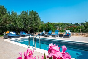 Villa | 5 bedrooms - Marceline in Prvi Luka (Vodice)