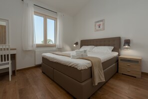 House, Smoking | 4 bedrooms - Laura An in Dekli i (Kastelir-Labinci)