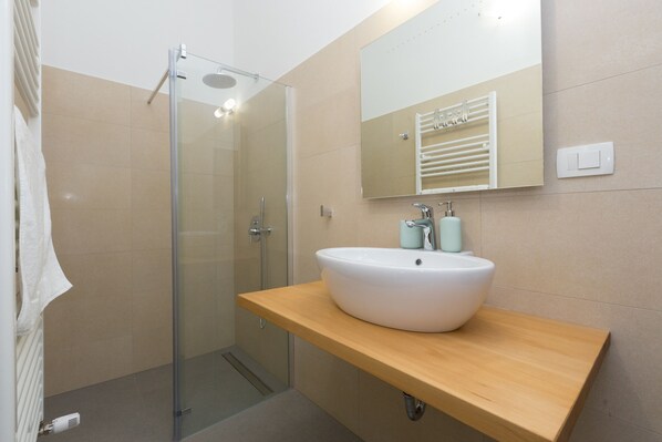 House, Smoking | 4 bedrooms - Laura An in Dekli i (Kastelir-Labinci)