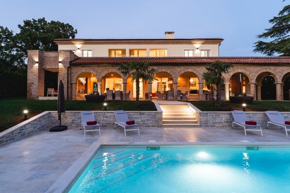 別墅 | 5 間臥室