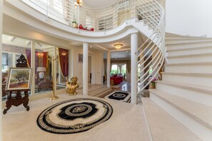 Villa | 5 Schlafzimmer