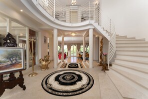 別墅 | 5 間臥室