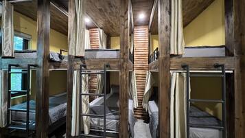 Comfort Shared Dormitory, Mixed Dorm | Hypo-allergenic bedding, free WiFi