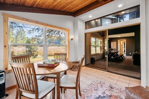 Dining -  Sleeps 16 @ Shanty Creek; Chain of Lakes; Beach Access; Pool Access (Bellaire)