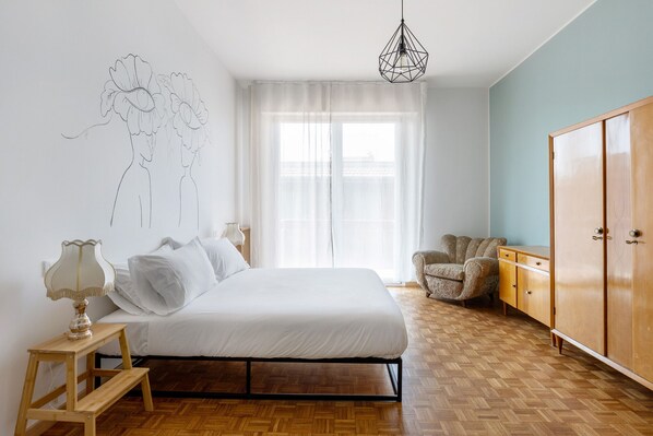 3 bedrooms, iron/ironing board, free WiFi, bed sheets - Sant'Isaia Apartment by Wonderful Italy (Bologna)