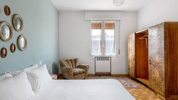 3 habitaciones, tabla de planchar con plancha y wifi gratis