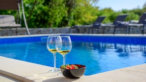 Opvarmet pool
