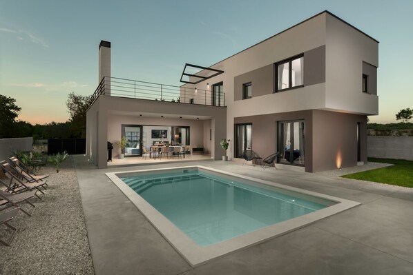 Villa, Smoking | 4 bedrooms - Median in Vodnjan With 4 Bedrooms and 2 Bathrooms (Vodnjan)