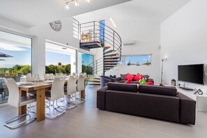 Villa | 4 bedrooms - Elsa in Krnica With 4 Bedrooms and 4 Bathrooms (Marcana)