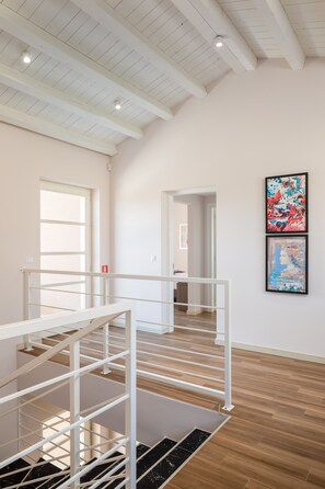 Villa | 5 bedrooms - Design Terra in Svetvin Enat (Svetvincenat)