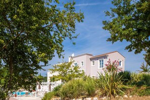 Villa | 5 bedrooms - Design Aqua in Svetvin Enat (Svetvincenat)