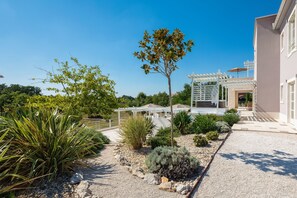 Casa, para fumadores | 5 habitaciones 