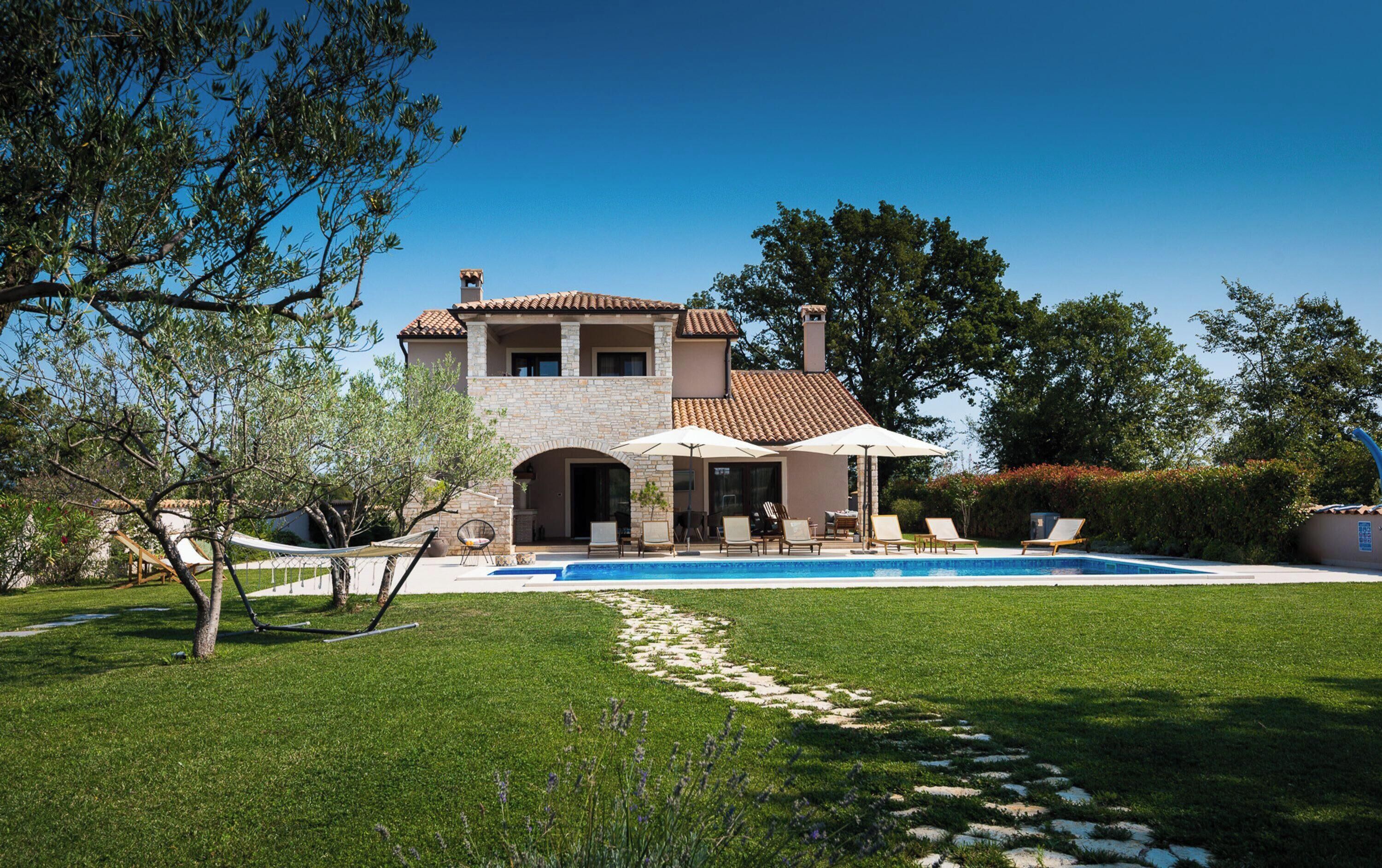 4 عدّة غرف نوم