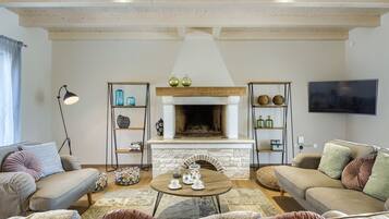 House, Smoking | 4 bedrooms