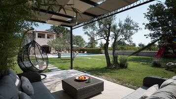 House, Smoking | 4 bedrooms