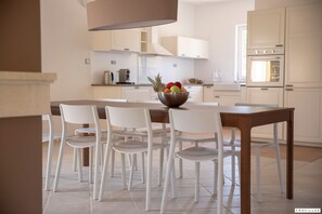 Villa | 4 bedrooms - Sonia Hvar in Rudina Hvar (Stari Grad)