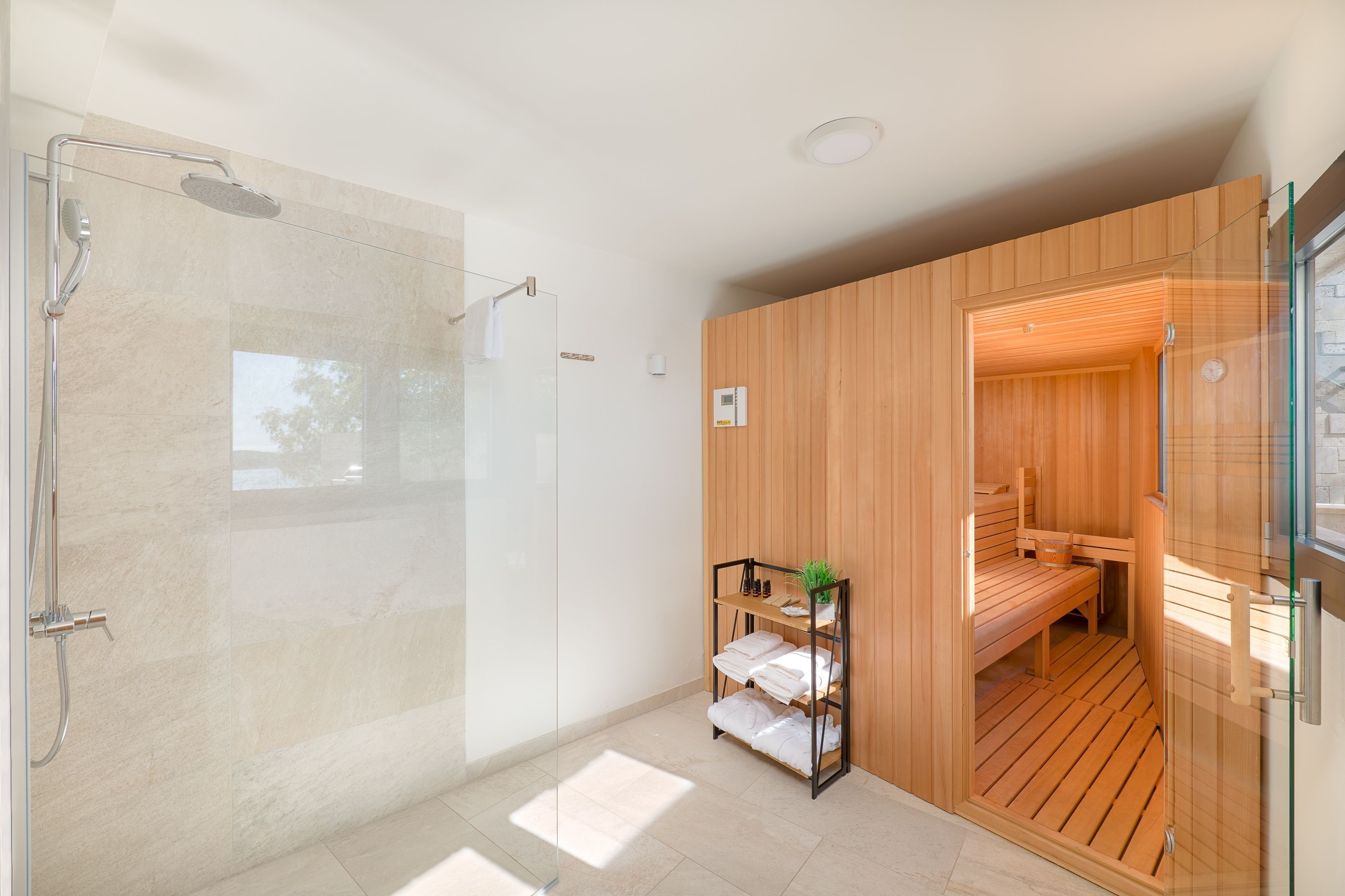 4 bedrooms