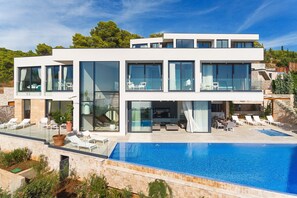 Villa | 4 bedrooms - Anabel in Hvar With 4 Bedrooms and 4 Bathrooms (Hvar)