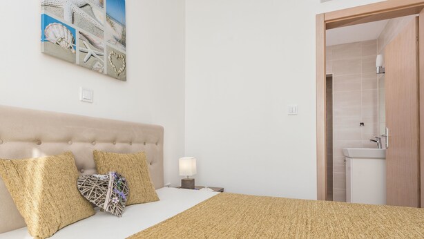 Rumah | 4 kamar tidur
