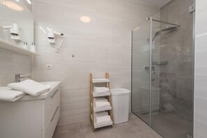 Ferienhaus, Raucher | 16 Schlafzimmer