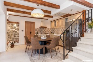 Huis, roken | 5 slaapkamers