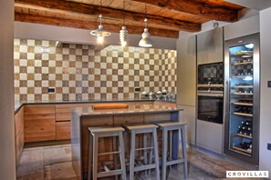 5 bedrooms - Zita in Jakomi i With 5 Bedrooms and 5 Bathrooms (Pican)