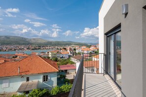 4 bedrooms - Salt in Trogir With 4 Bedrooms and 4 Bathrooms (Trogir)