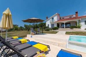 Huvila | 6 makuuhuonetta