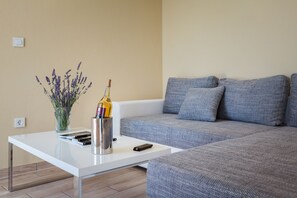 House, Smoking | 1 bedroom - Nick in Posedarje With 1 Bedrooms and 1 Bathrooms (Posedarje)