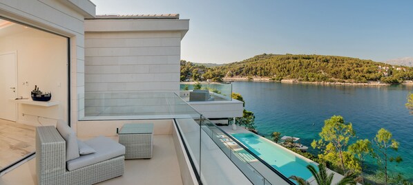 6 عدّة غرف نوم