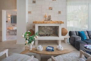 Villa | 6 bedrooms - Mila in Selca Bra (Selca)