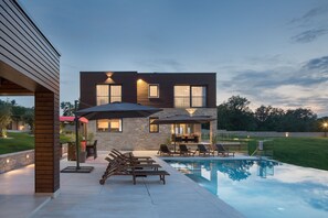 Villa | 7 bedrooms - Ambienta in Svetvin Enat (Svetvincenat)