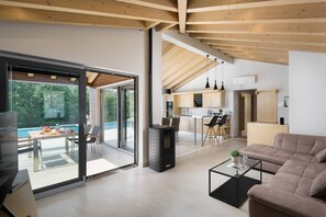 Villa | 7 bedrooms - Ambienta in Svetvin Enat (Svetvincenat)