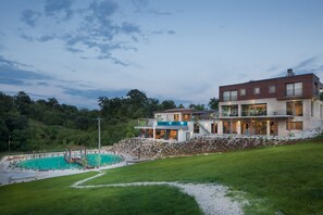 Villa | 7 bedrooms - Ambienta in Svetvin Enat (Svetvincenat)