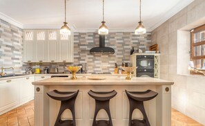 วิลล่า | 5 ห้องนอน