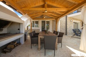 8 عدّة غرف نوم