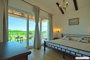 Villa | 8 Schlafzimmer