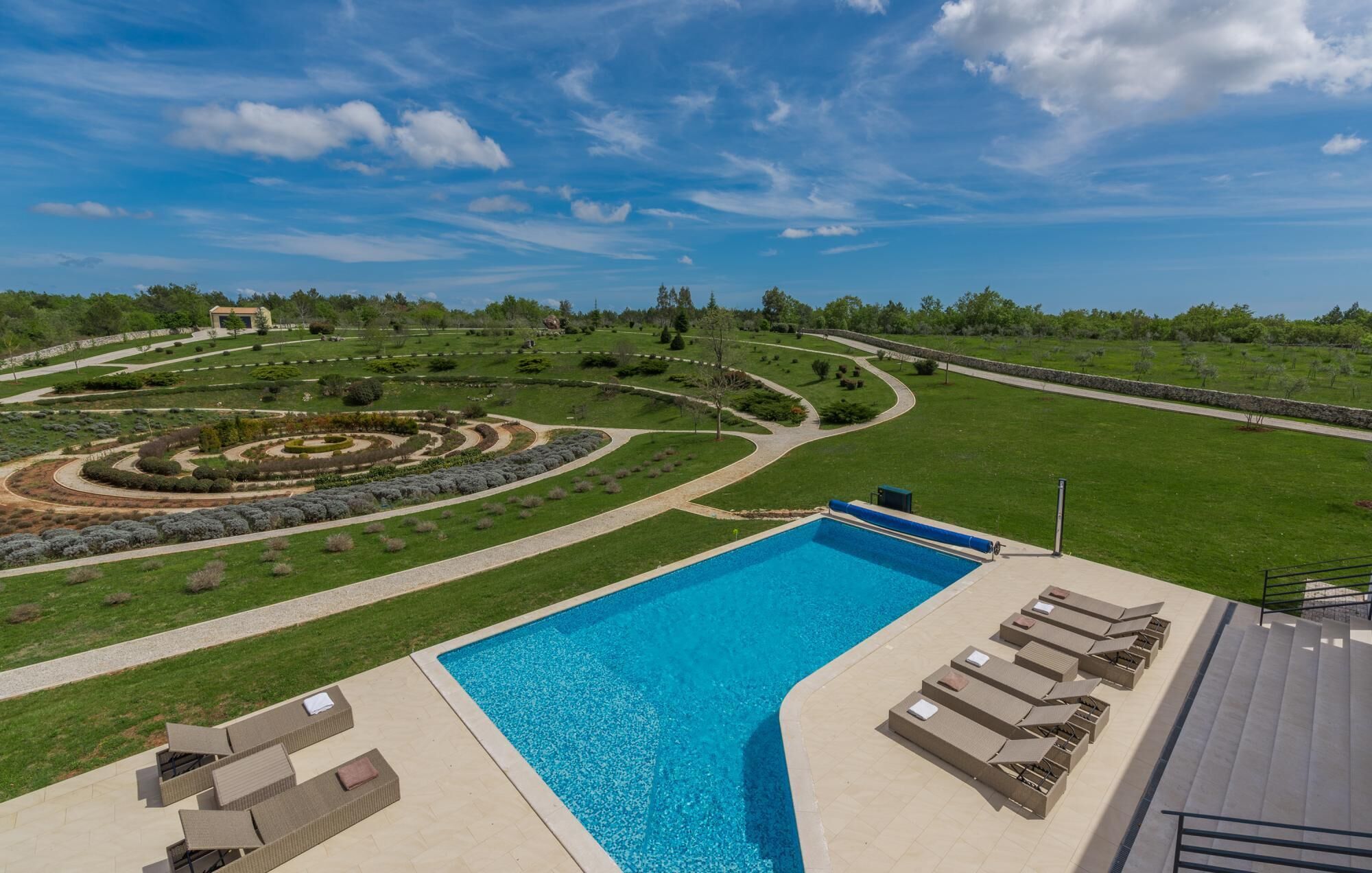 5 عدّة غرف نوم