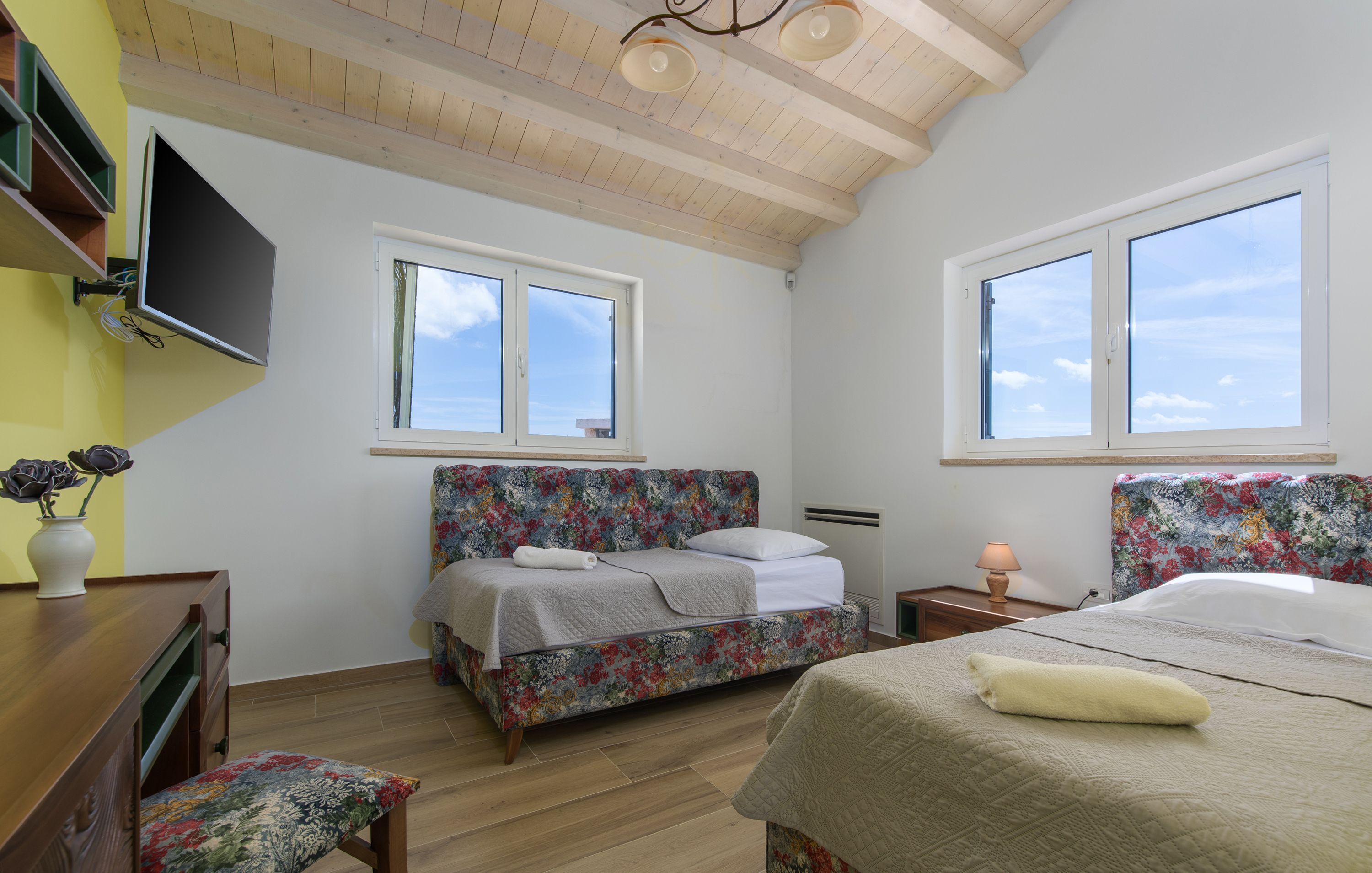 فيلا | 5 عدّة غرف نوم