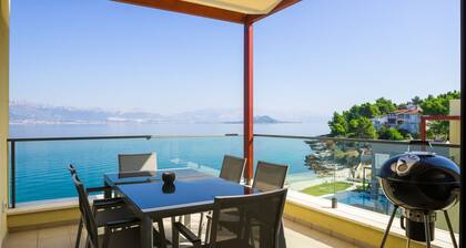 Acadia B in Slatine With 6 Bedrooms and 6 Bathrooms