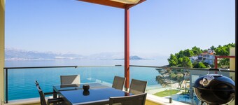 Acadia B in Slatine With 6 Bedrooms and 6 Bathrooms
