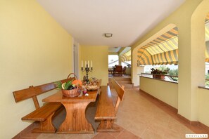 Villa | 3 bedrooms - Monty in Pridraga With 3 Bedrooms and 1 Bathrooms (Novigrad)