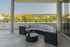 Villa, Smoking | 5 bedrooms - Chillax Inn in Medulin (Medulin)