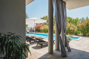 Villa | 5 bedrooms - Chillax Inn in Medulin (Medulin)