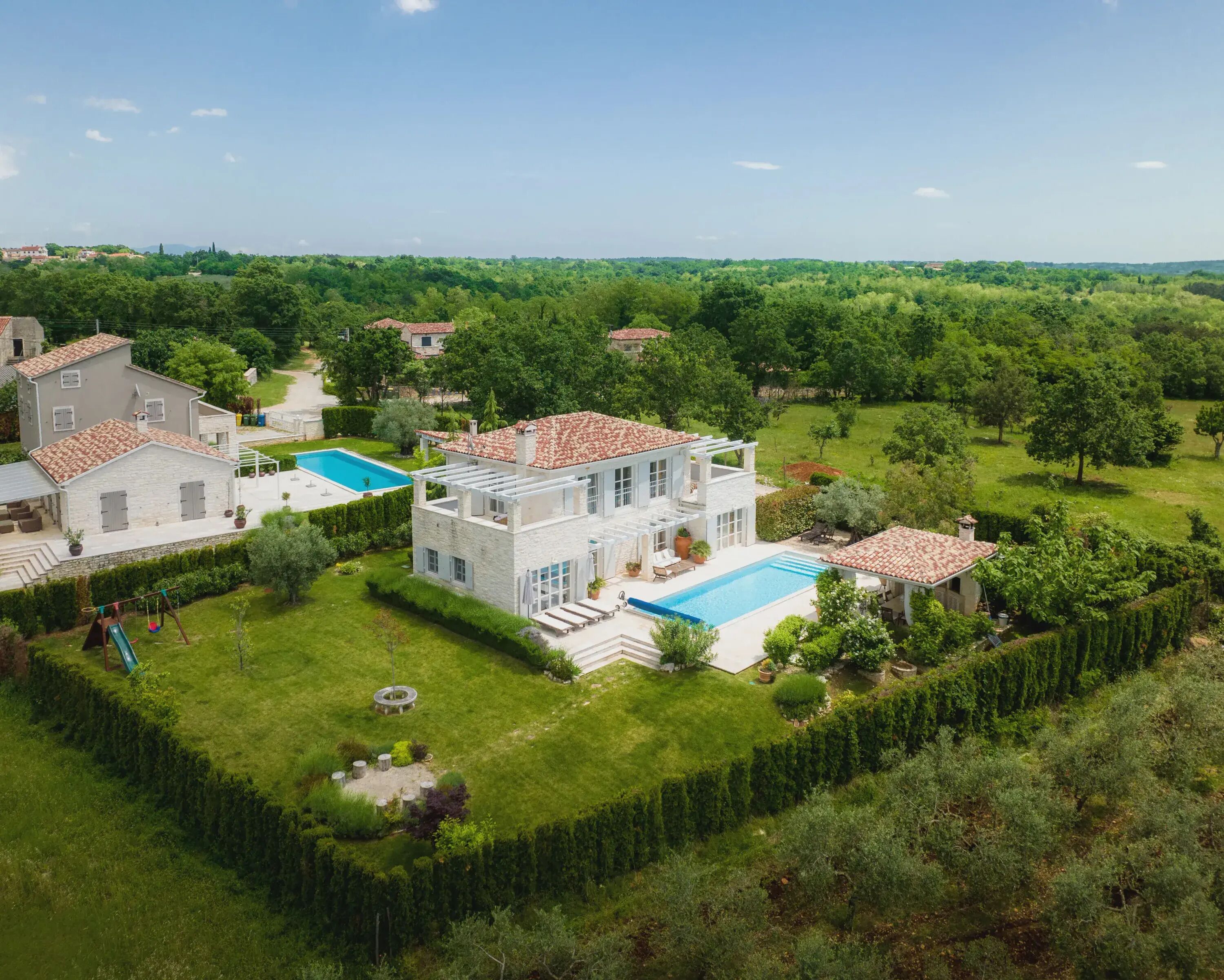 House, Smoking | 4 bedrooms
