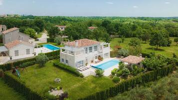 House, Smoking | 4 bedrooms