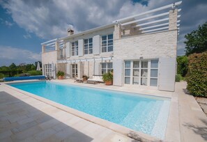 Villa | 4 Schlafzimmer