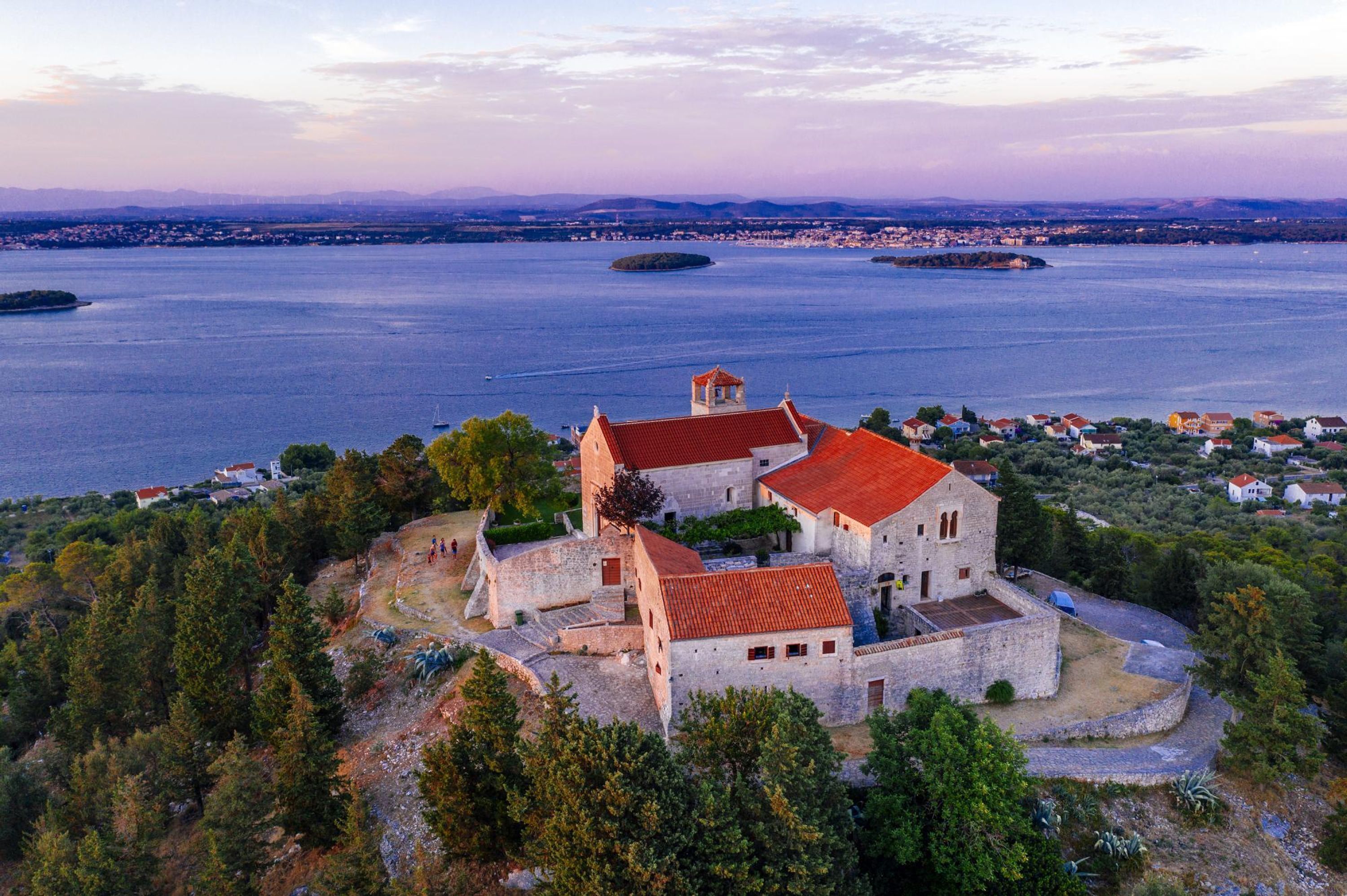 Biệt thự | 2 phòng ngủ 