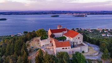 Biệt thự | 2 phòng ngủ