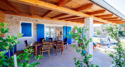 Muntan in Kraj With 2 Bedrooms and 2 Bathrooms